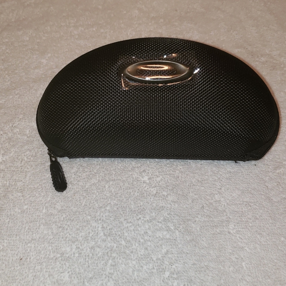 Sunglass case